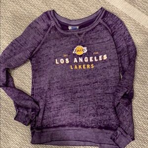 Los Angeles Lakers sweater 🏀